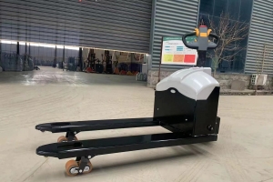 給全電動(dòng)搬運(yùn)車充電需要注意什么？