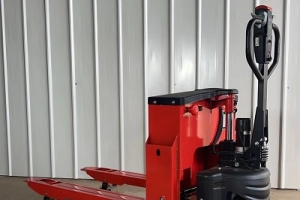 馭電越境,智載無界——全電動越野搬運車