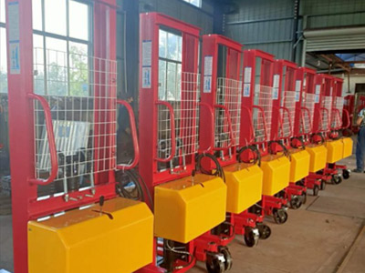 1.5噸半電動堆高車優勢是什么?