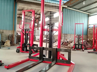 新牛盾叉車現(xiàn)貨供應(yīng)