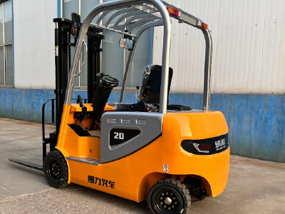 內(nèi)燃叉車怎么磨合?工業(yè)區(qū)專用款式這樣更耐用