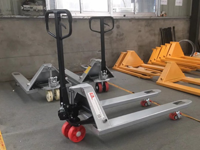 手動搬運車保養技巧：延長地牛使用壽命的5個方法