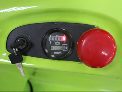 電動(dòng)堆高車按鈕