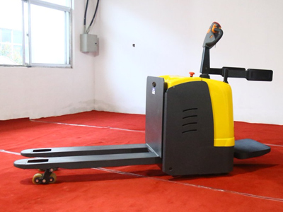 新牛盾電動(dòng)搬運(yùn)車